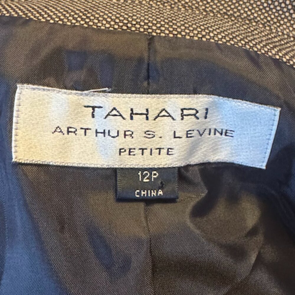 TAHARI Arthur S. Levine blazer Size: 12P - Picture 5 of 6